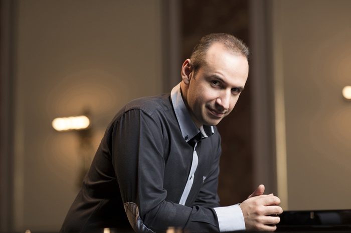 Simon Trpceski (foto: B. Ealovega)
