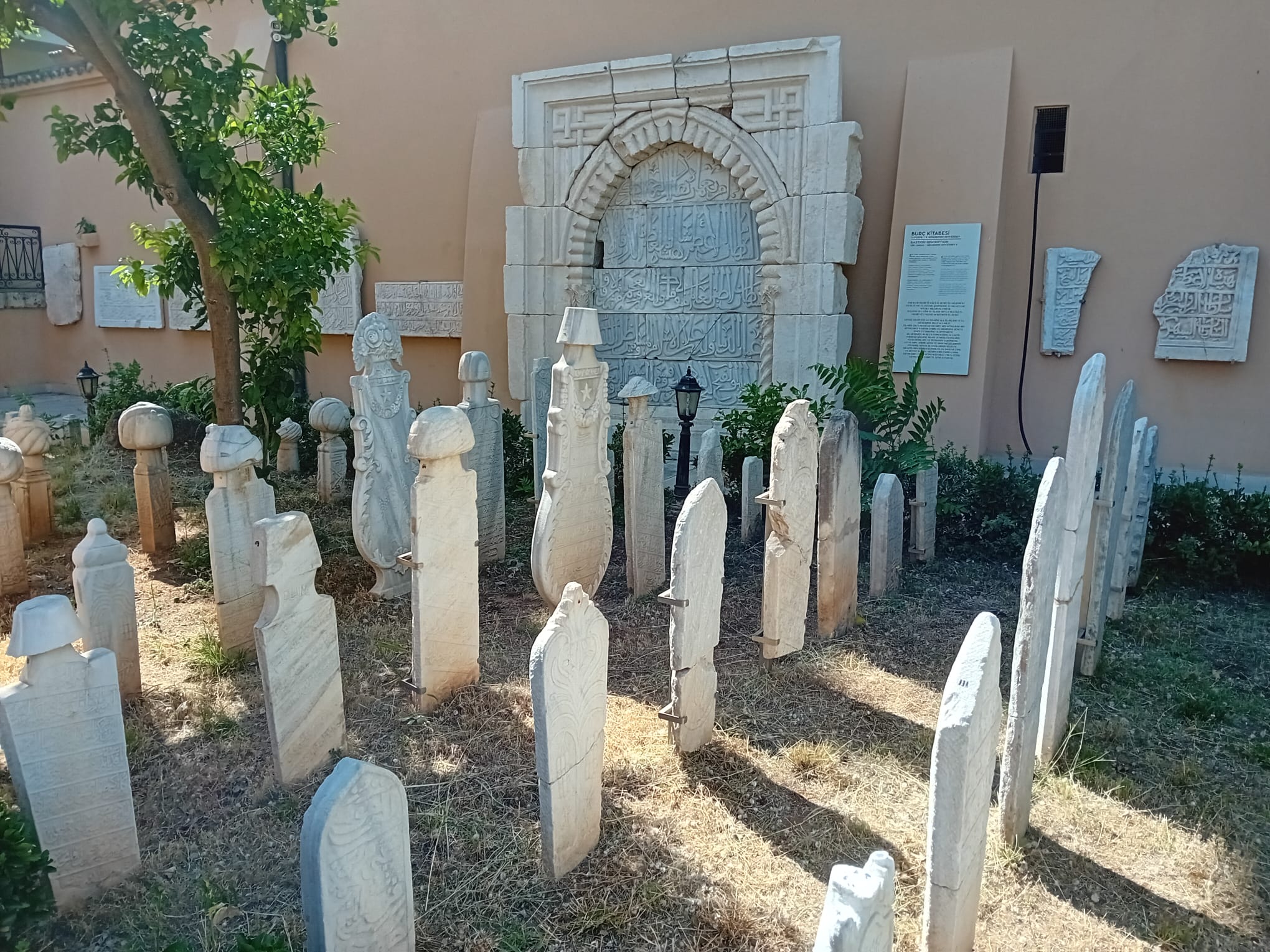 Antalya - Morminte