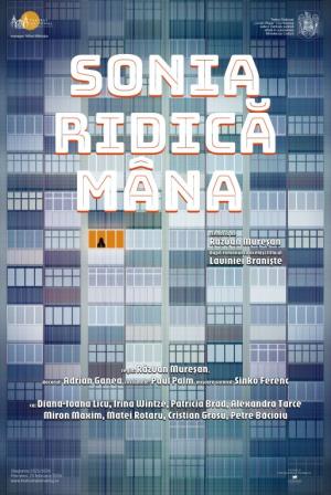 Sonia ridică mâna